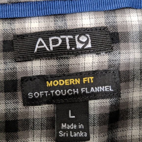 Apt. 9 Flannel - Picture 3 of 4